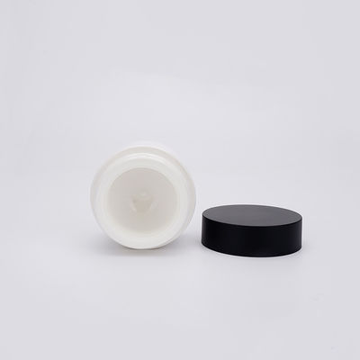 Round Plastic Cosmetic Jars