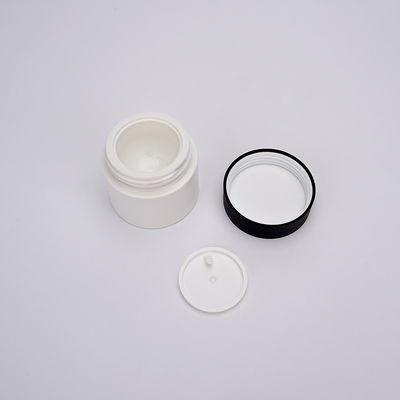 Round Plastic Cosmetic Jars