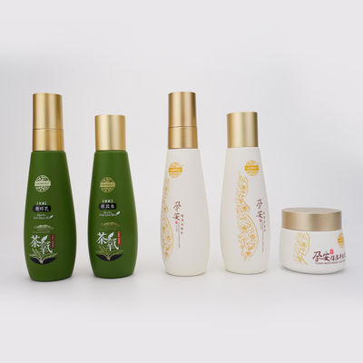 Green Plastic Cosmetic Packaging