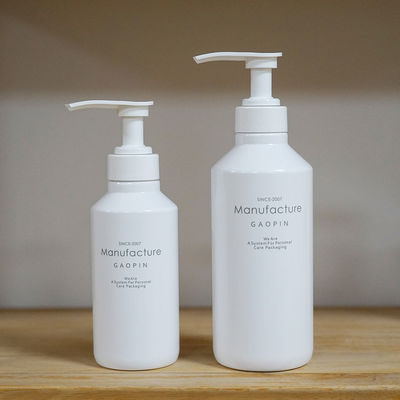 QS White PET Shampoo Bottles 300ml 500ml Lotion Pump For Hair Conditioner